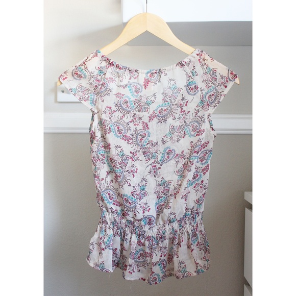 ♡ Mossimo - Ruffle Top ♡ - Picture 3 of 4